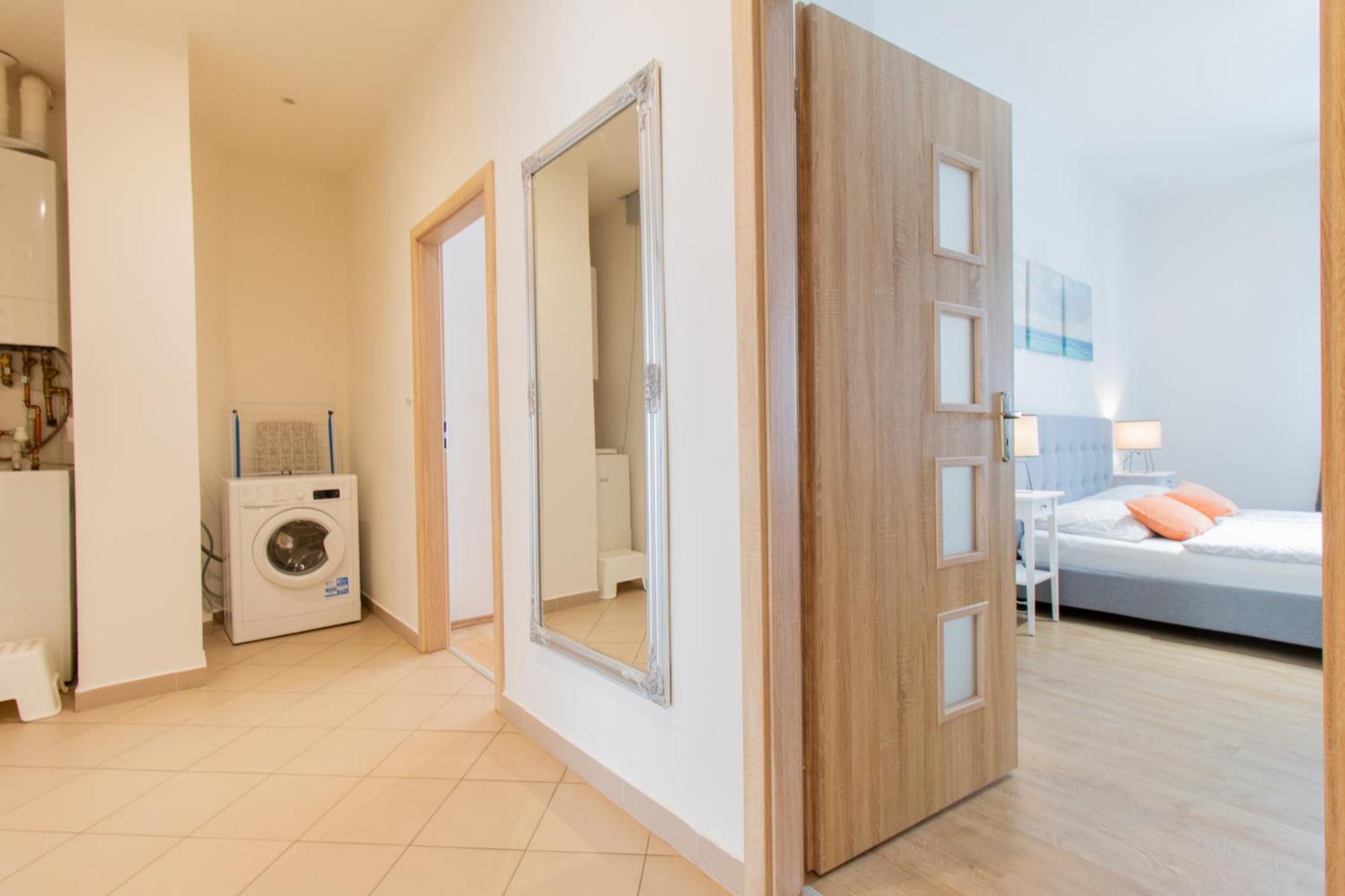 Riverside Cr Apartment プラハ エクステリア 写真
