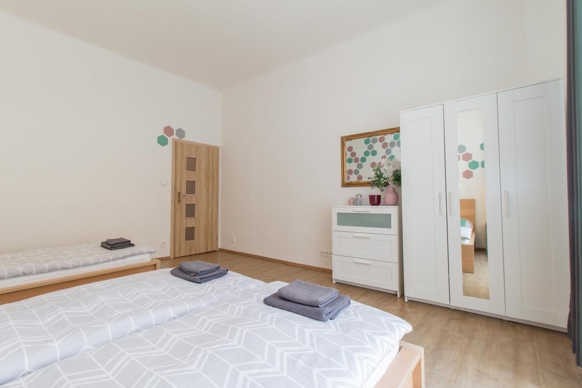 Riverside Cr Apartment プラハ エクステリア 写真