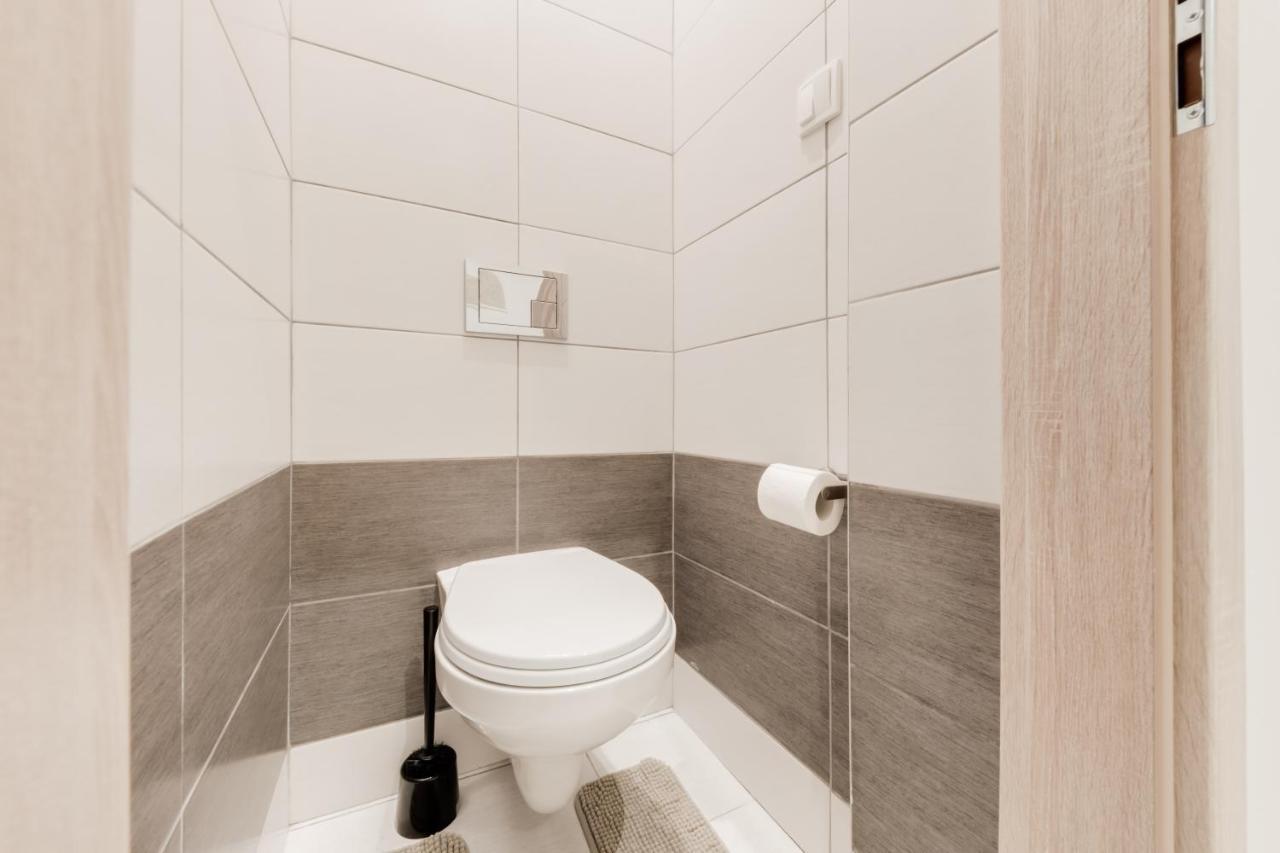 Riverside Cr Apartment プラハ エクステリア 写真